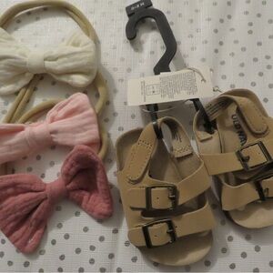 Old Navy Beige Kids Sandals